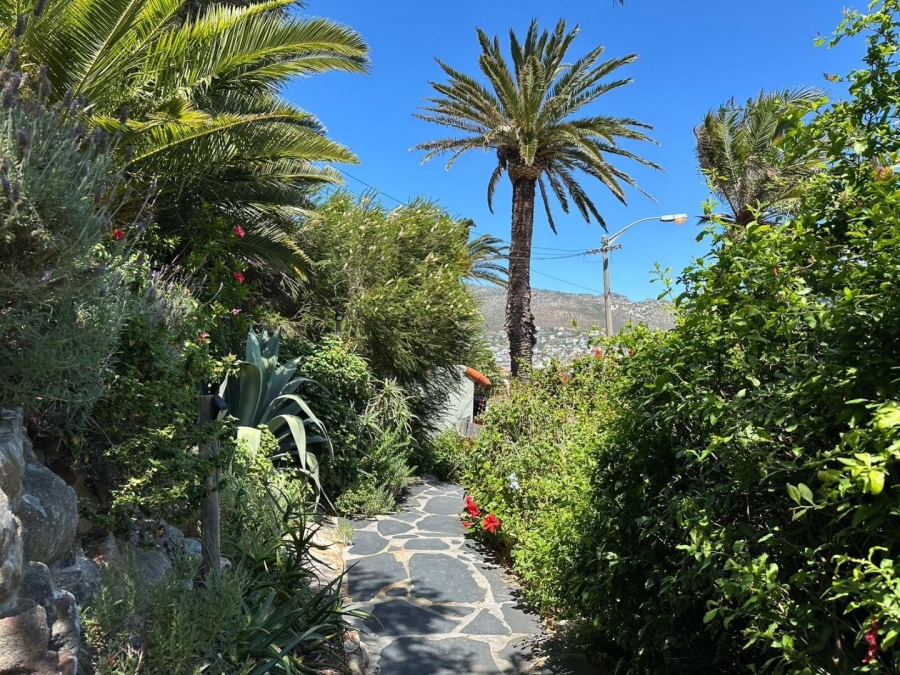 1 Bedroom Property for Sale in Clovelly Western Cape